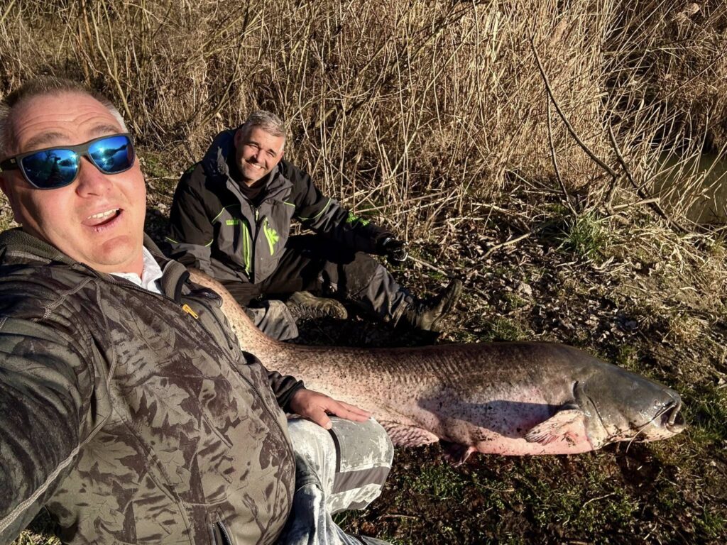 Sipi,Takács Péter és a 2 méter feletti óriásharcsa 